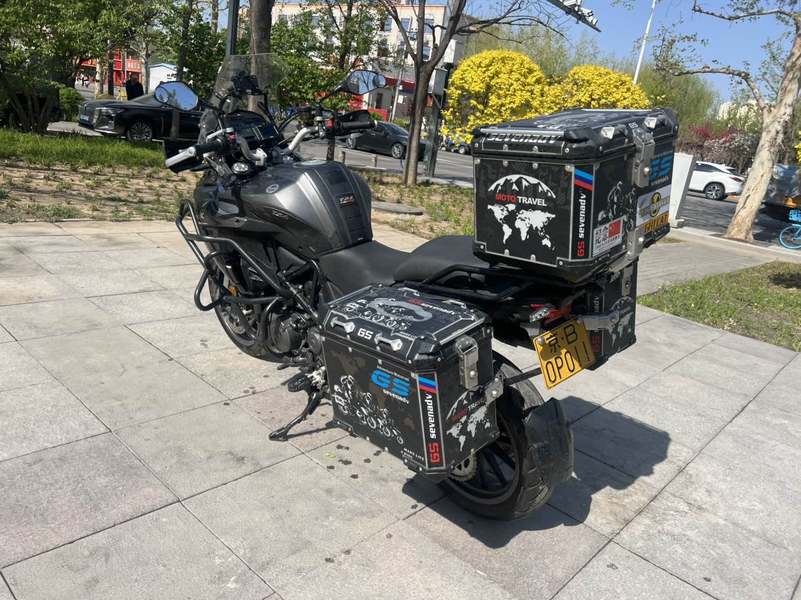 二手贝纳利金鹏 TRK502