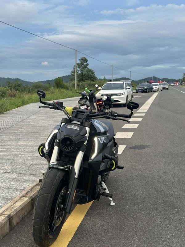 二手奔达LFC700 燎