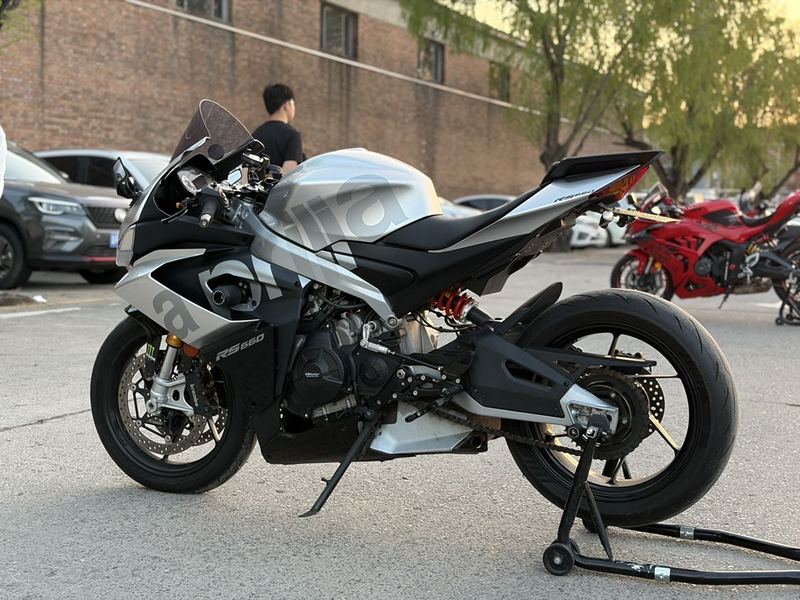 二手阿普利亚RS 660 