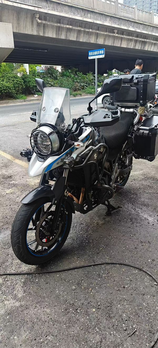 二手豪爵铃木DL250