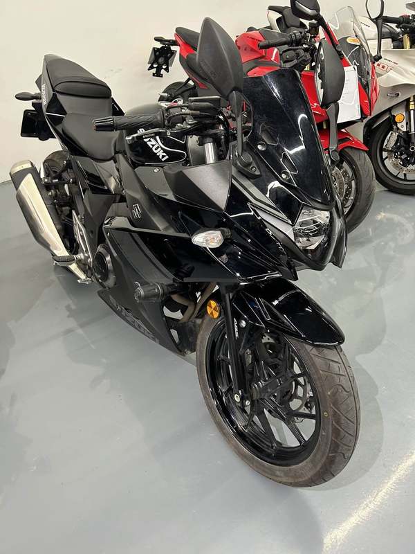 二手豪爵铃木GSX250R