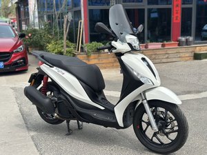 二手比亚乔Medley 150