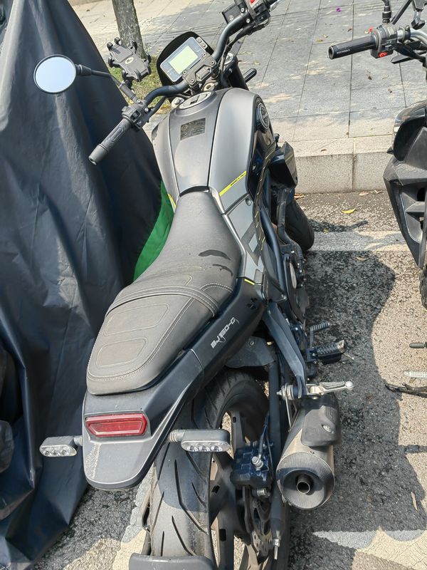 二手贝纳利幼狮 Leoncino 150