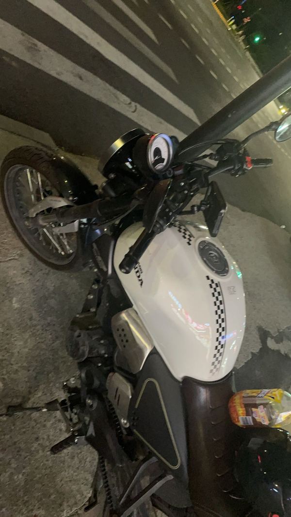 二手五羊本田鸷道 CB190SS