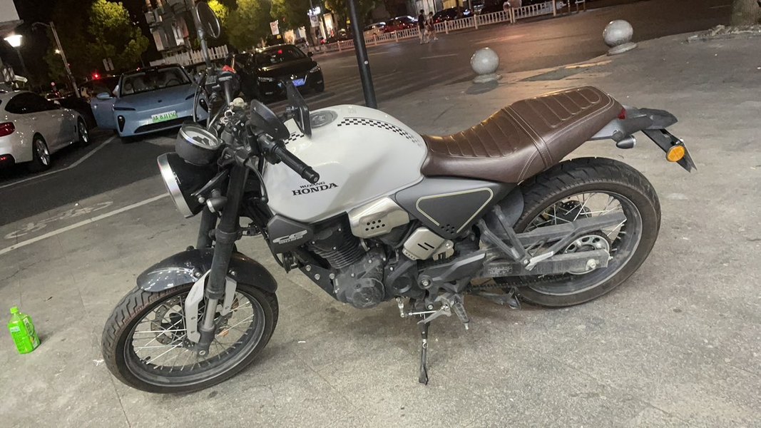 二手五羊本田鸷道 CB190SS