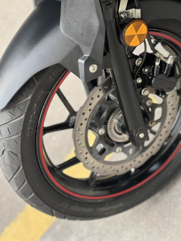 二手豪爵铃木DL250