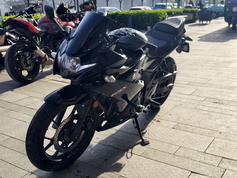 二手豪爵铃木GSX250R