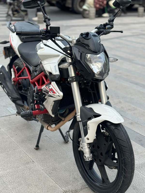 二手贝纳利红宝龙 TNT150i