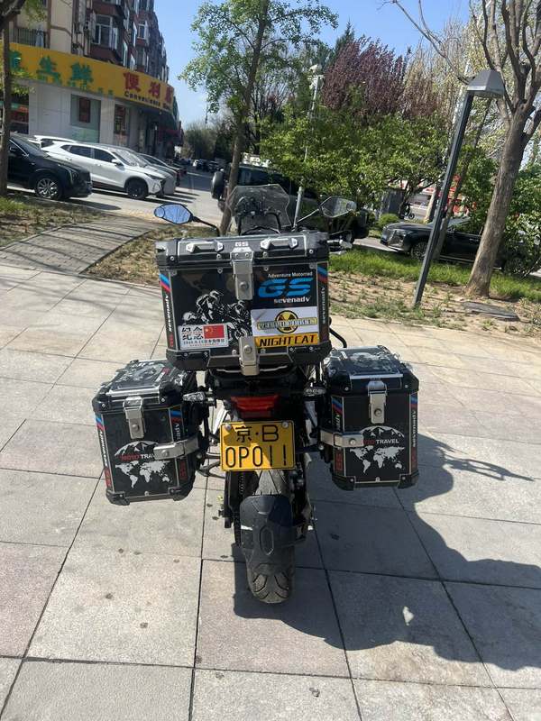 二手贝纳利金鹏 TRK502