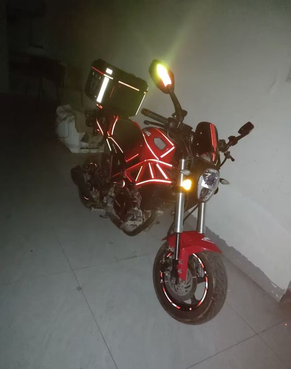 二手银钢小怪兽150