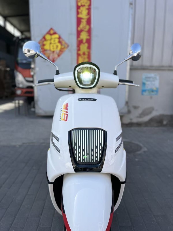 二手南方梦拉丽莎 飞戈