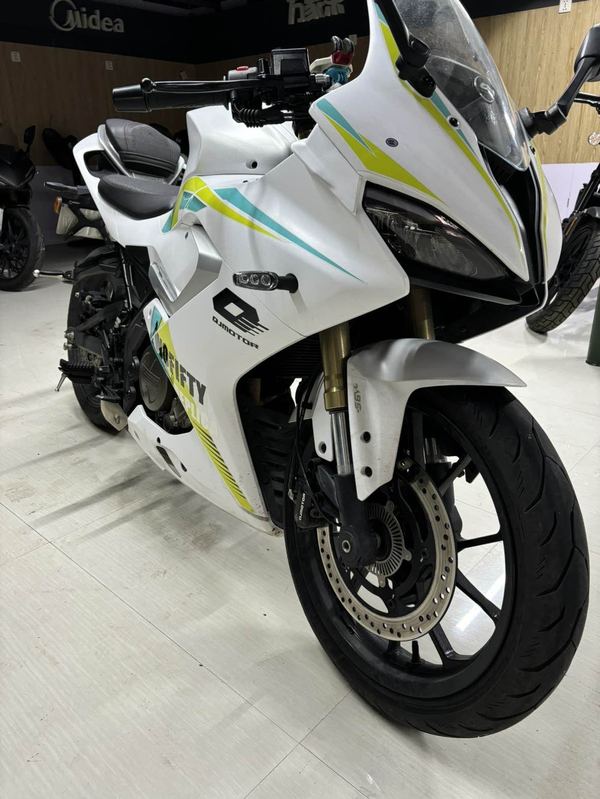二手QJMOTOR赛250