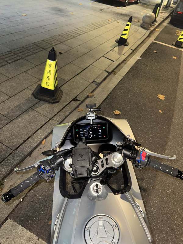 二手凯越321F-Cafe