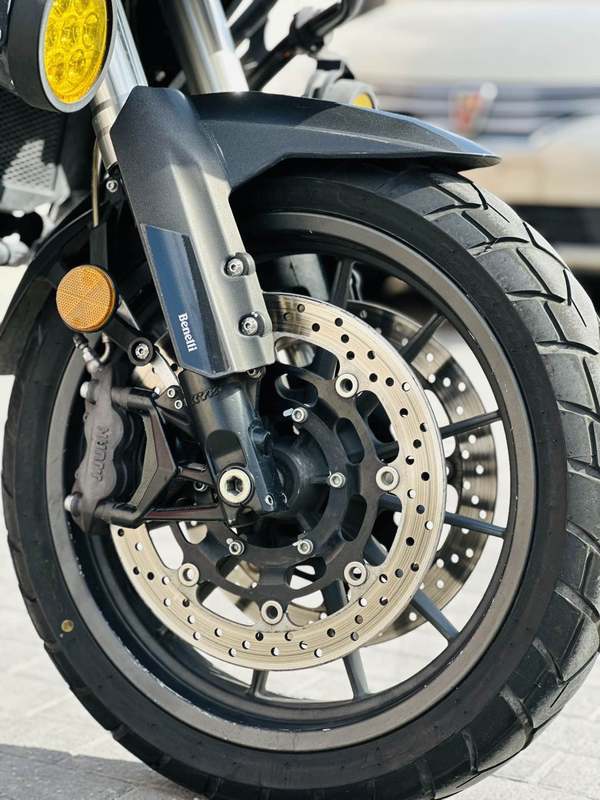 二手贝纳利金鹏 TRK502