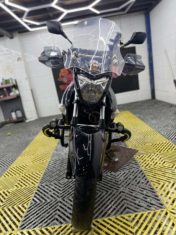 二手豪爵铃木骊驰 GW250