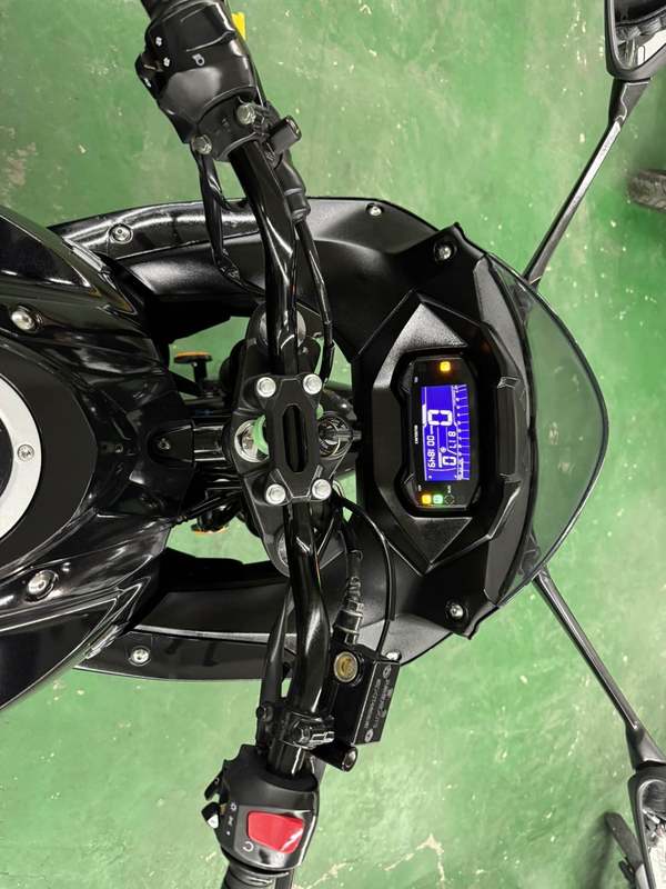 二手济南铃木极客飒 Gixxer 155