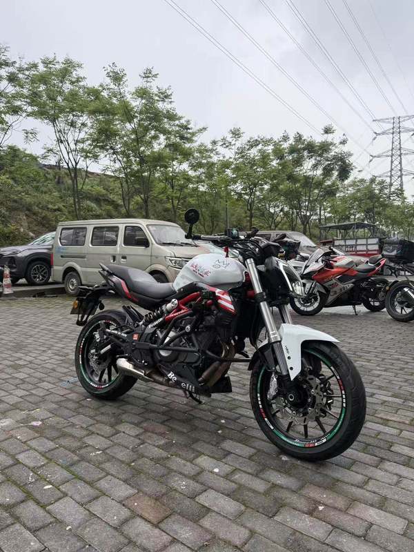 二手贝纳利蓝宝龙 BN302S