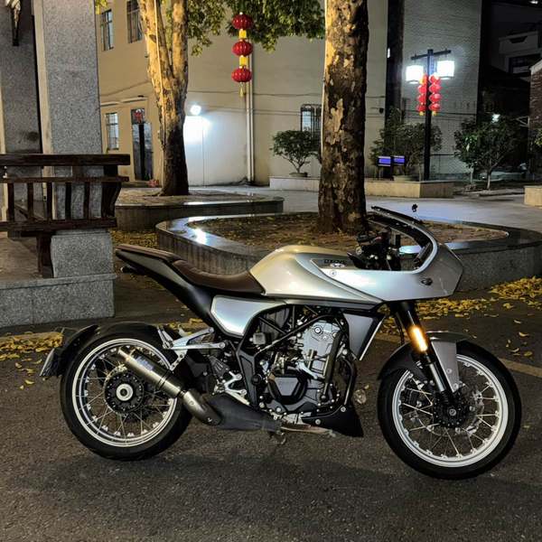 二手凯越321F-Cafe