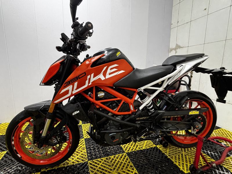 二手KTMR2R390 Duke