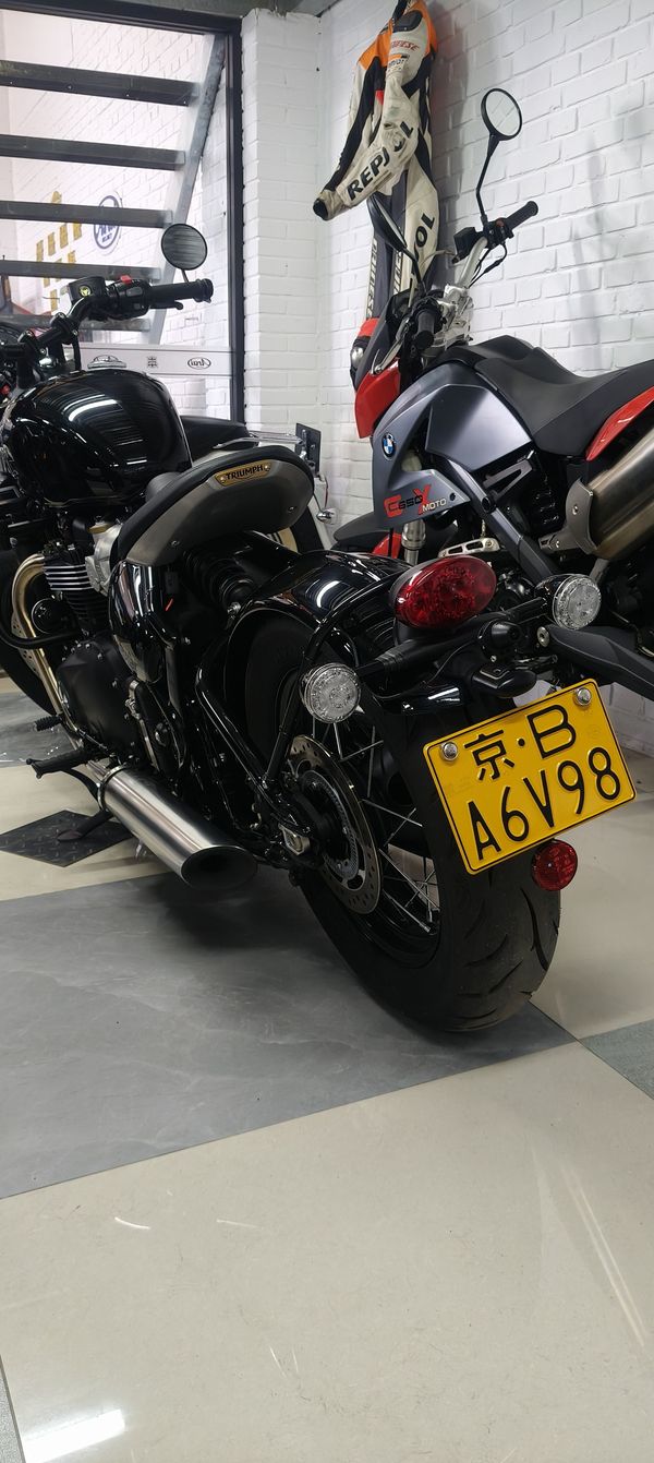 二手凯旋Bonneville Bobber