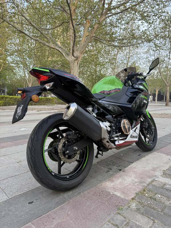 二手川崎Ninja 400