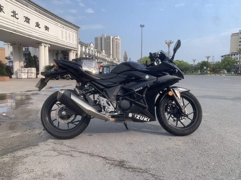 二手豪爵铃木GSX250R