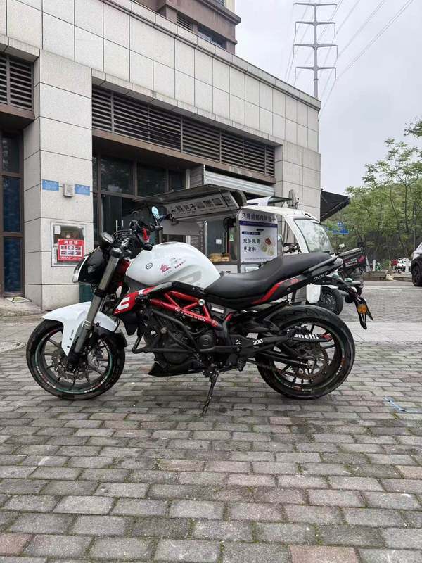 二手贝纳利蓝宝龙 BN302S