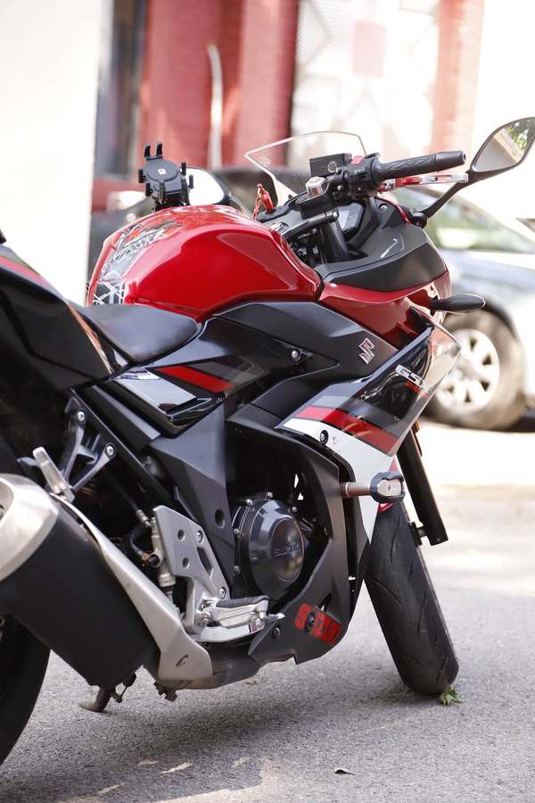 二手豪爵铃木GSX250R