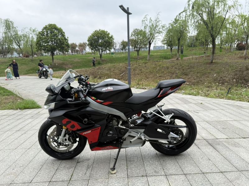 二手阿普利亚RS 660 