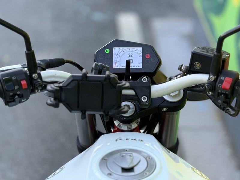 二手贝纳利蓝宝龙 BN302S