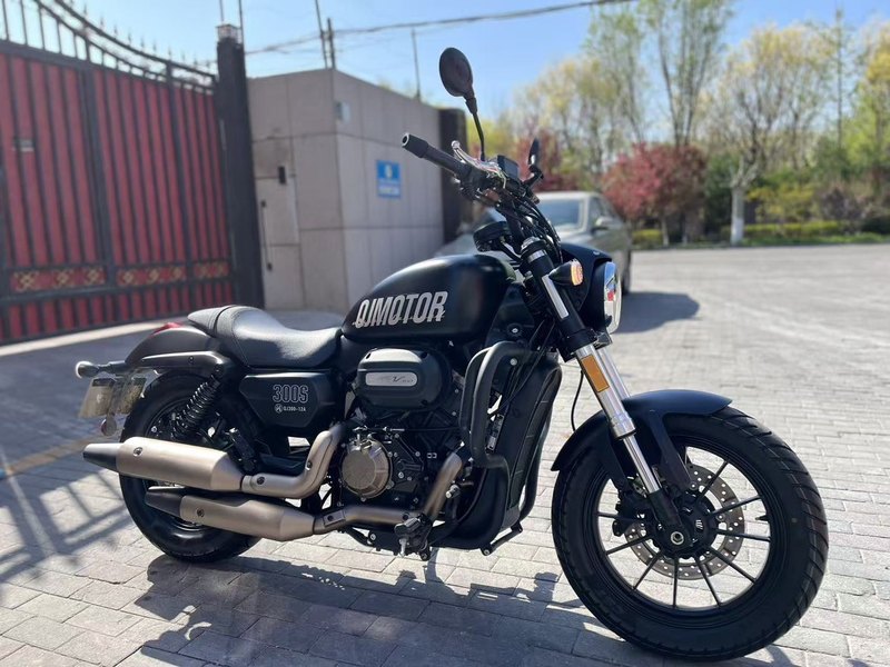二手QJMOTOR闪300