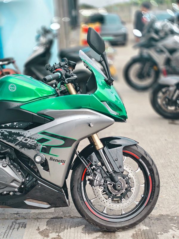 二手贝纳利龙卷风 Tornado 402R