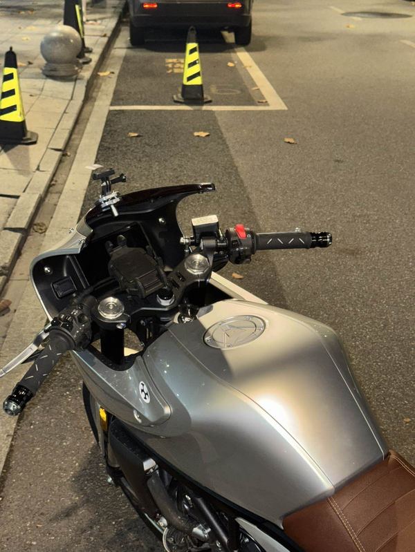 二手凯越321F-Cafe