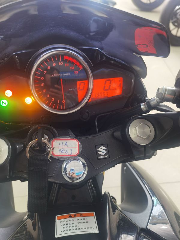 二手豪爵铃木骊驰 GW250