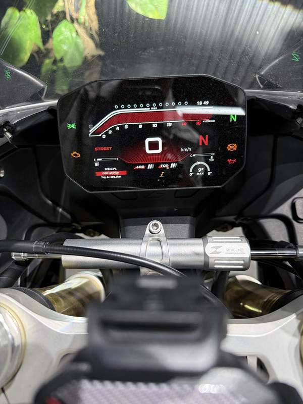 二手张雪机车500RR