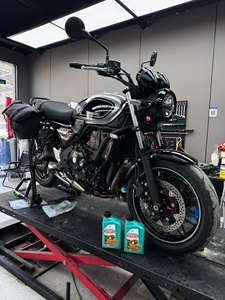 二手川崎Z650RS