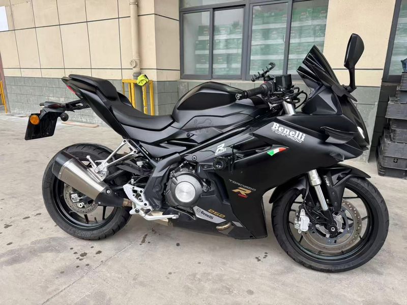 二手贝纳利龙卷风 Tornado 252R