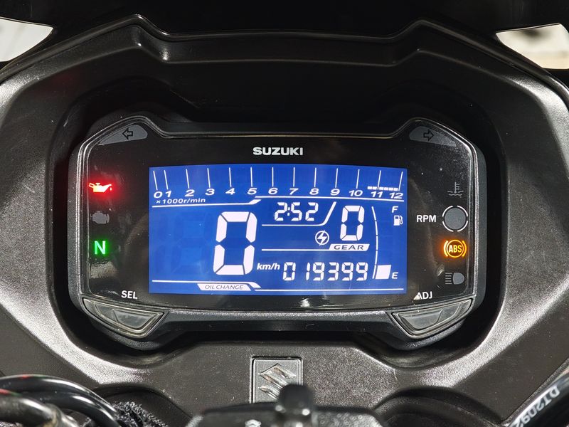 二手豪爵铃木GSX250R