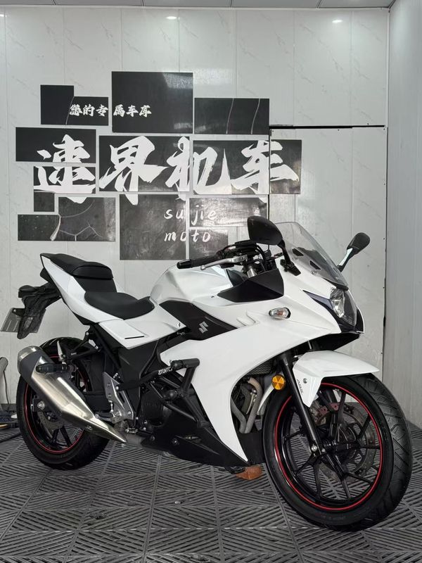 二手豪爵铃木GSX250R