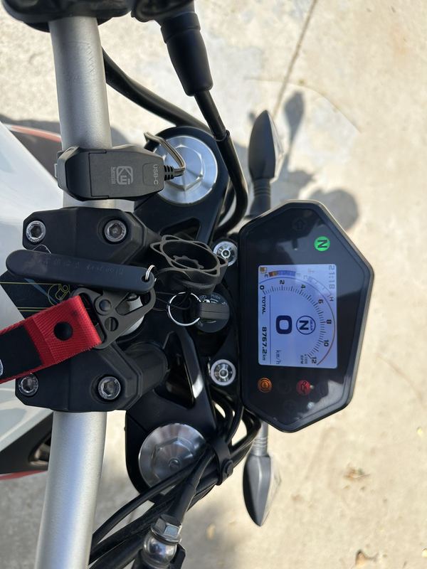 二手贝纳利蓝宝龙 BN302S