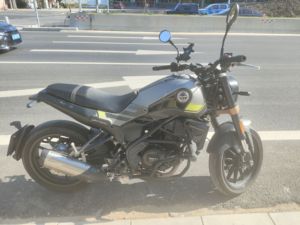 二手贝纳利幼狮 Leoncino 250