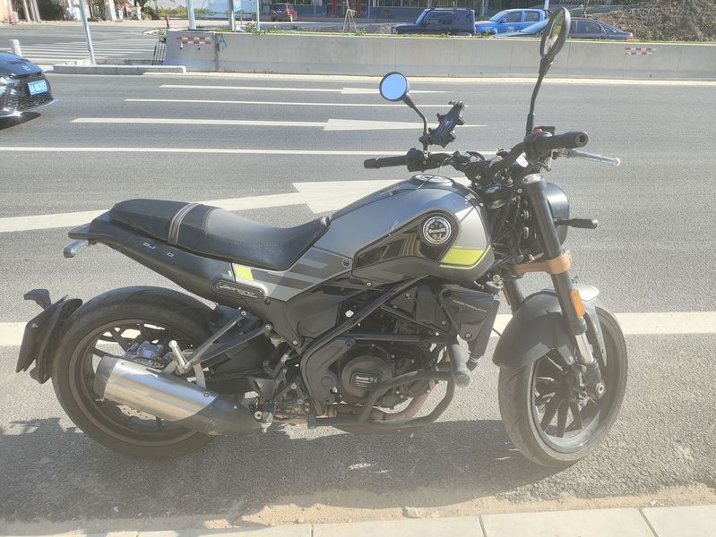 二手贝纳利幼狮 Leoncino 250