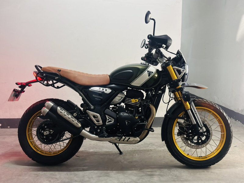 二手凯旋Scrambler 400 X