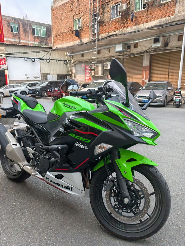 二手川崎Ninja 400