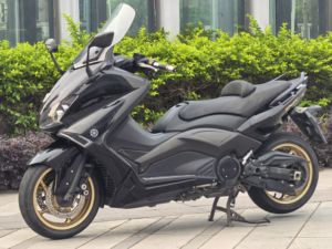 二手雅马哈TMAX 530