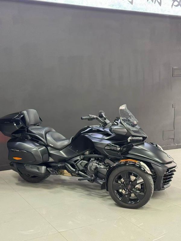 二手庞巴迪Spyder F3 