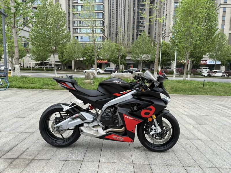 二手阿普利亚RS 660 