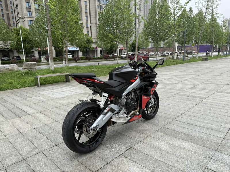 二手阿普利亚RS 660 