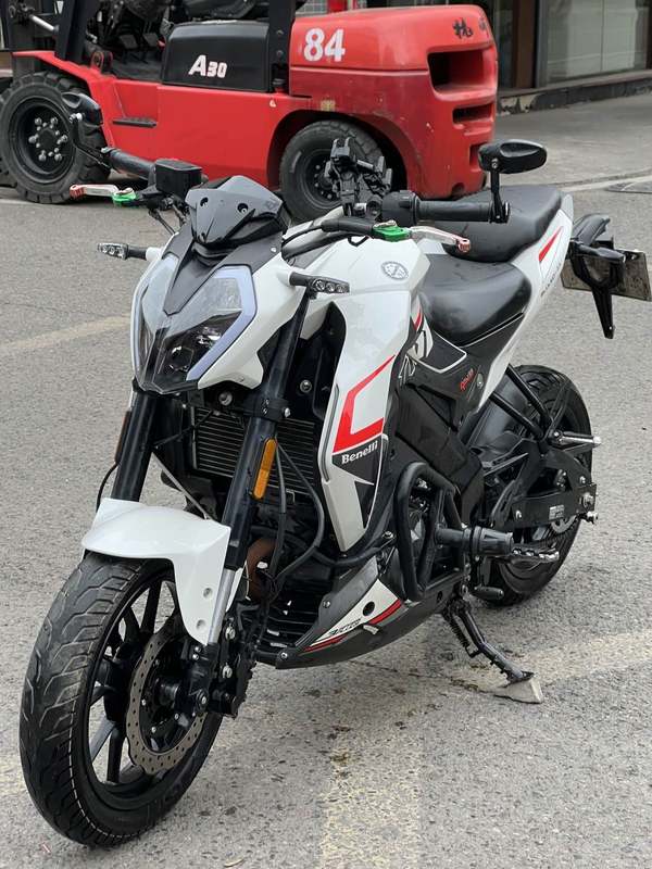 二手贝纳利小迅龙 BN150S