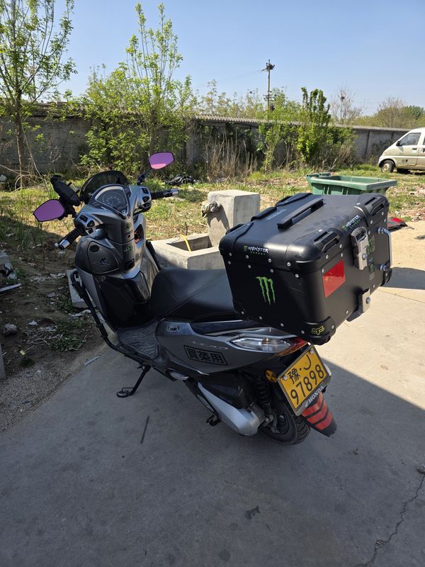 二手五羊本田Lead125